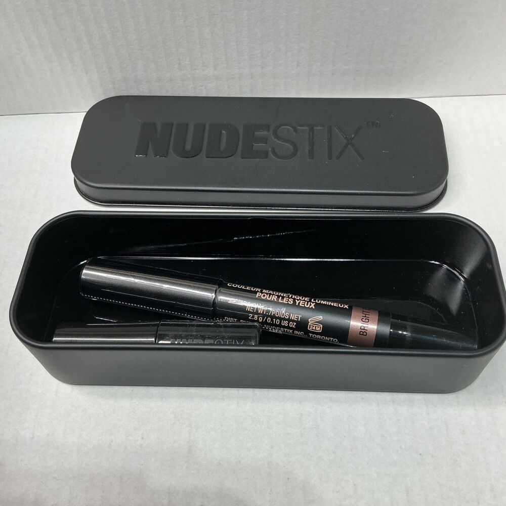 Nudestix Magnetic Luminous Eye Color Bright Eyes 2.8g/0.10oz In Black Tin Case
